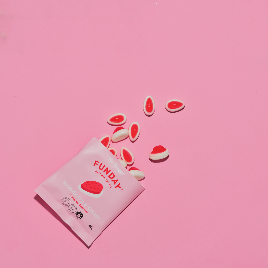 Strawberry & Cream 50g (12 BAGS IN EVERY BOX)